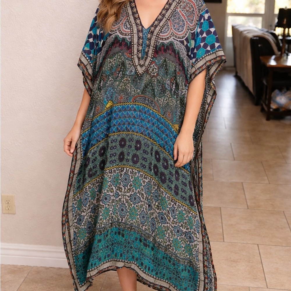 Cita Digital print kaftan dress NWT